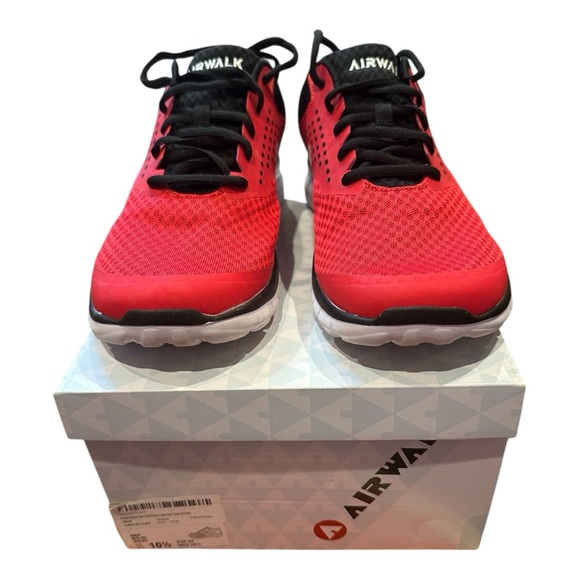 Airwalk Dynamic Red and Black Sneakers EUC - Picture 3 of 5